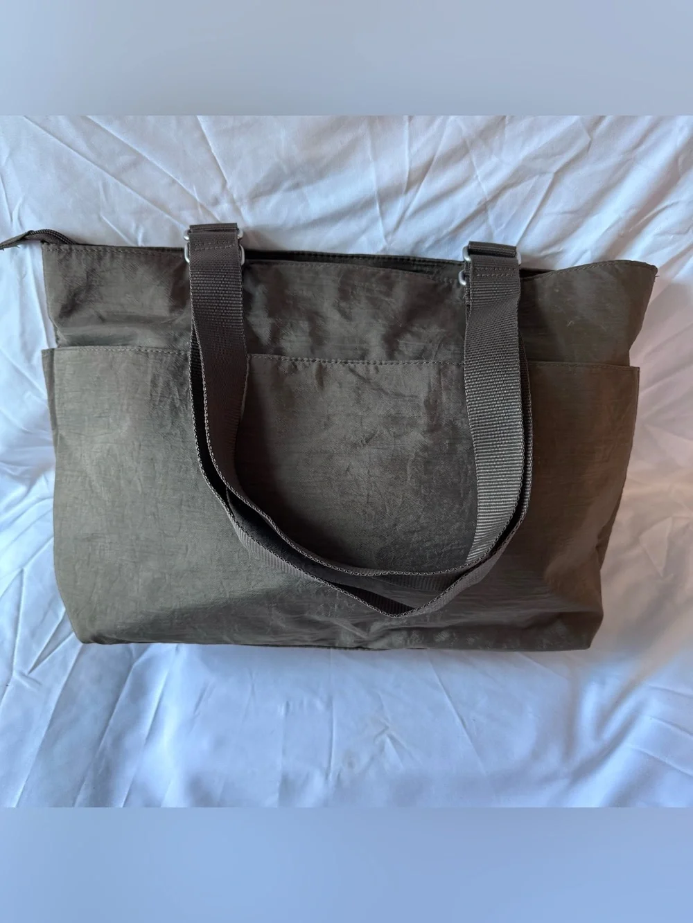 Baggallini Women's Large Nylon Tote Olive Green Travel Organizer Bag Carry On